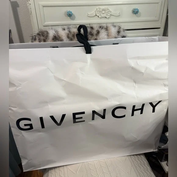 ✨Givenchy-Shark Lock Boots Wide Fit boots✨PLEASE READ ENTIRE DESCRIPTION‼️ - Picture 11 of 17